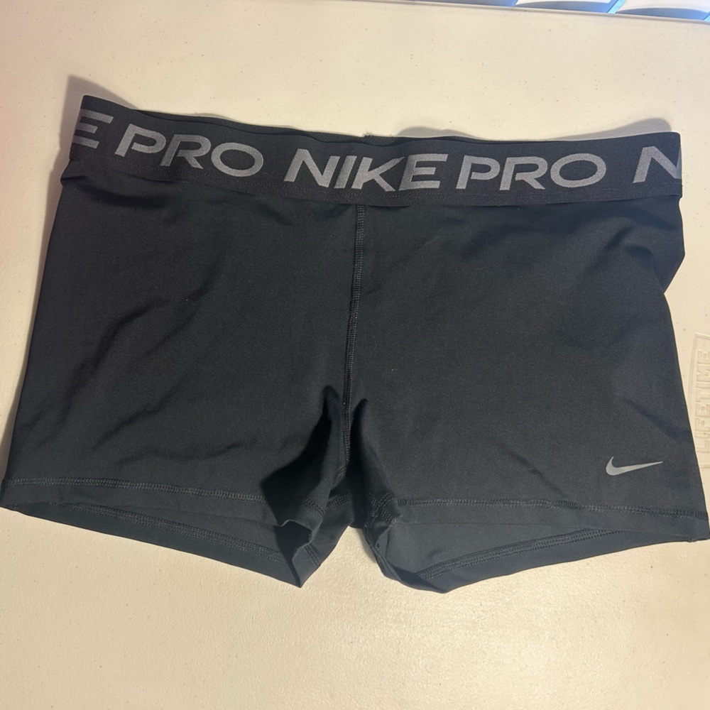 Nike Pro Women's Black Athletic Shorts